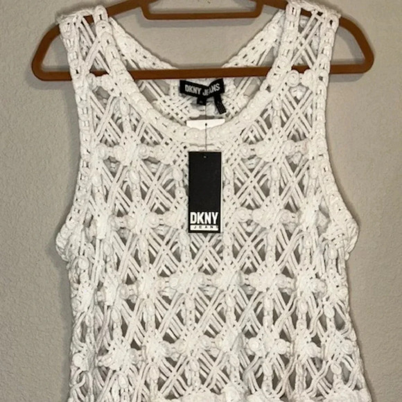 DKNY Crochet Scoop Neck Tank Top - NWT - Picture 2 of 3
